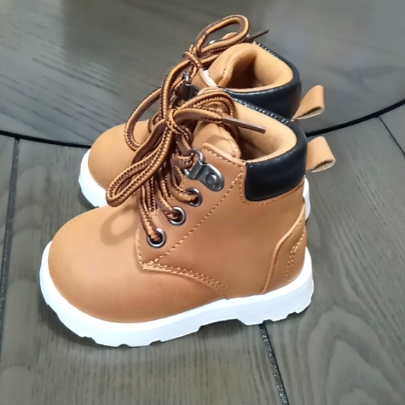 🌞🎉 Little Me Boots (NWOT) - Picture 2 of 6